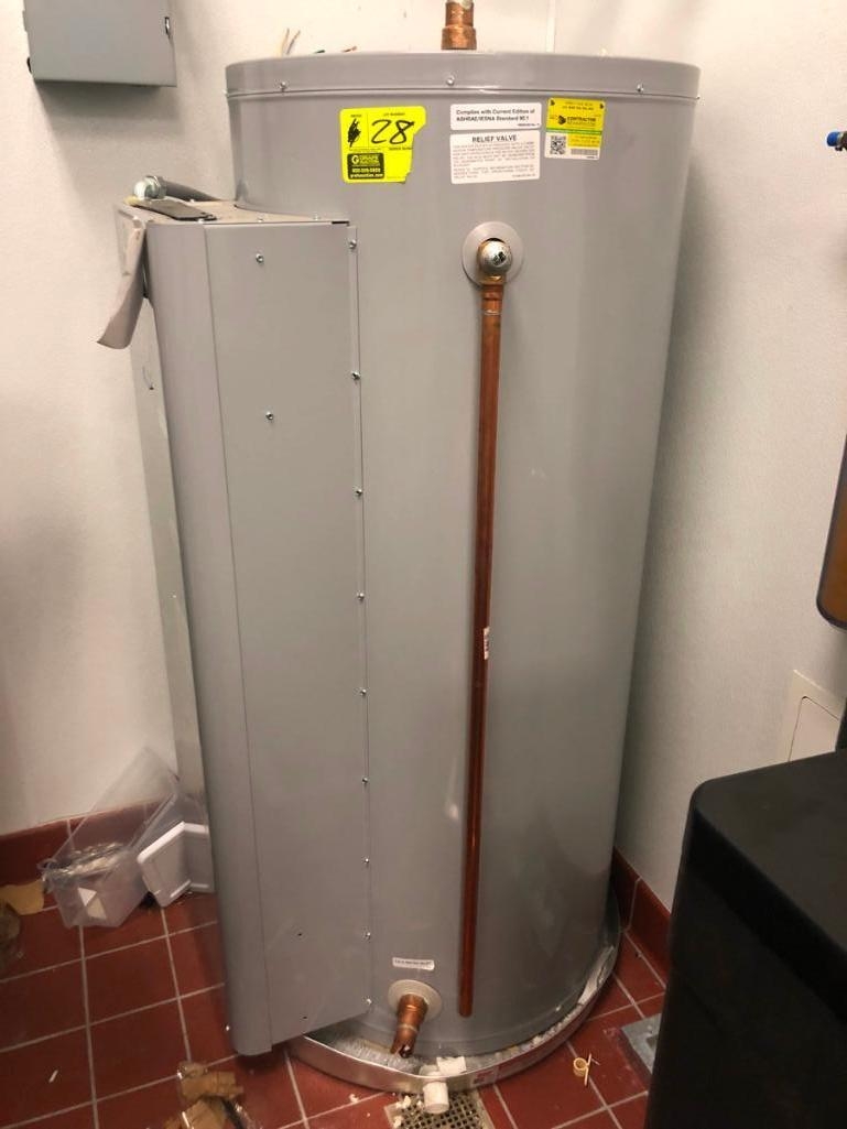 Lot #28 | Target, Commack | Grafe Auction