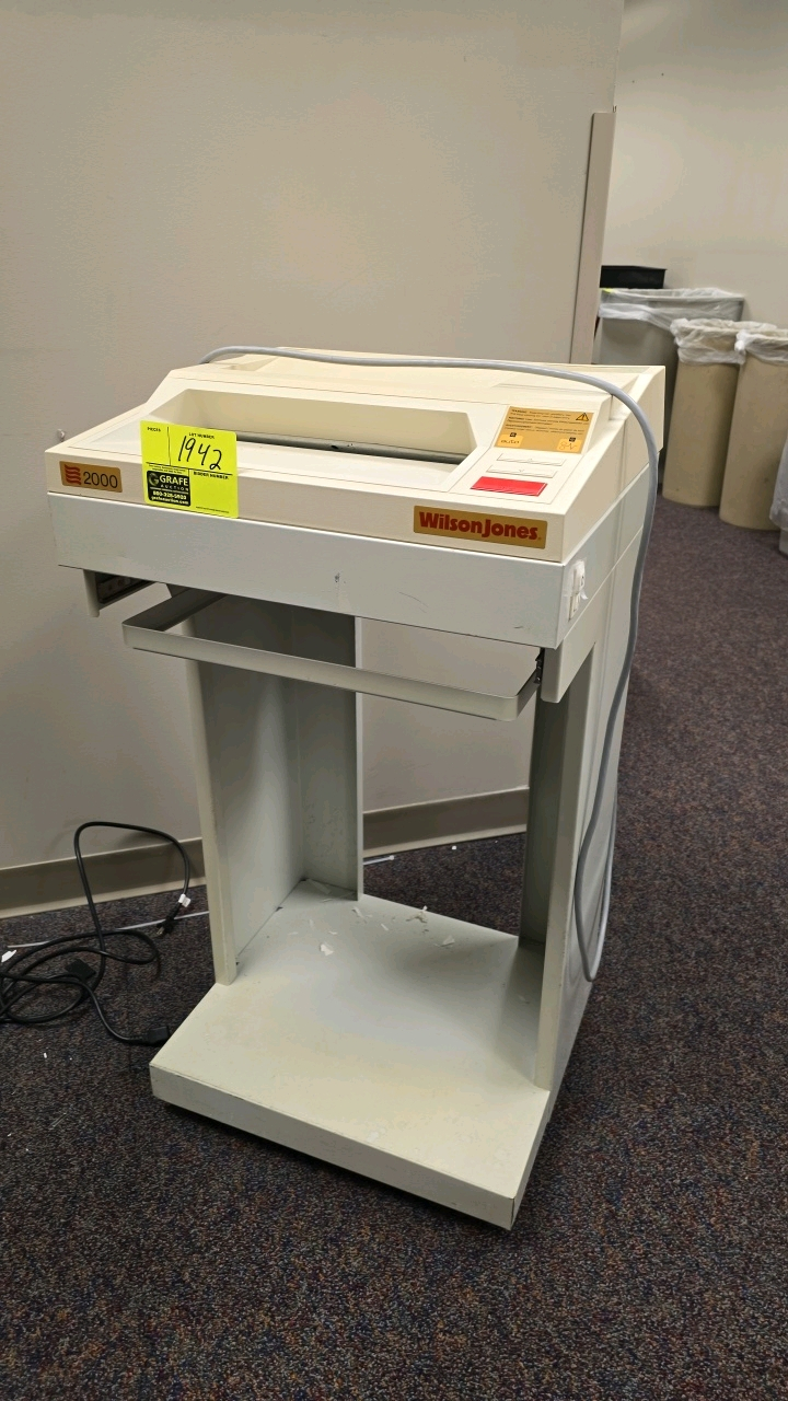 Lot #1942 | Discover Financial, Office Furnishings and