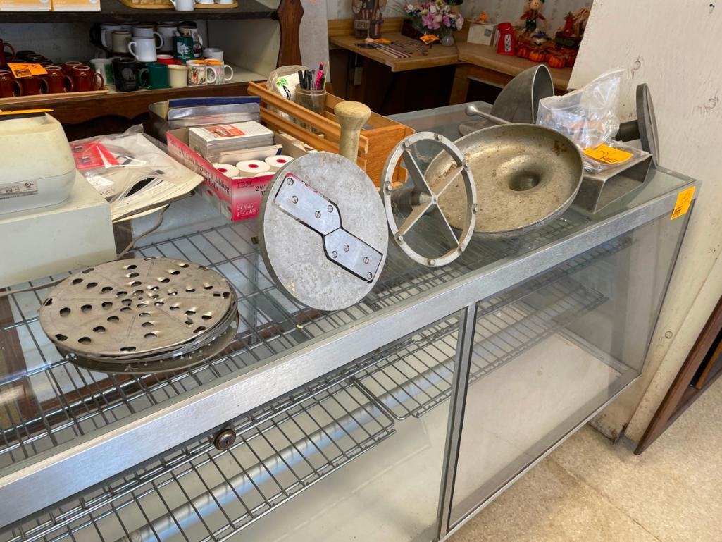 Lot 53 Westby Bakery & Coffee Shop Grafe Auction